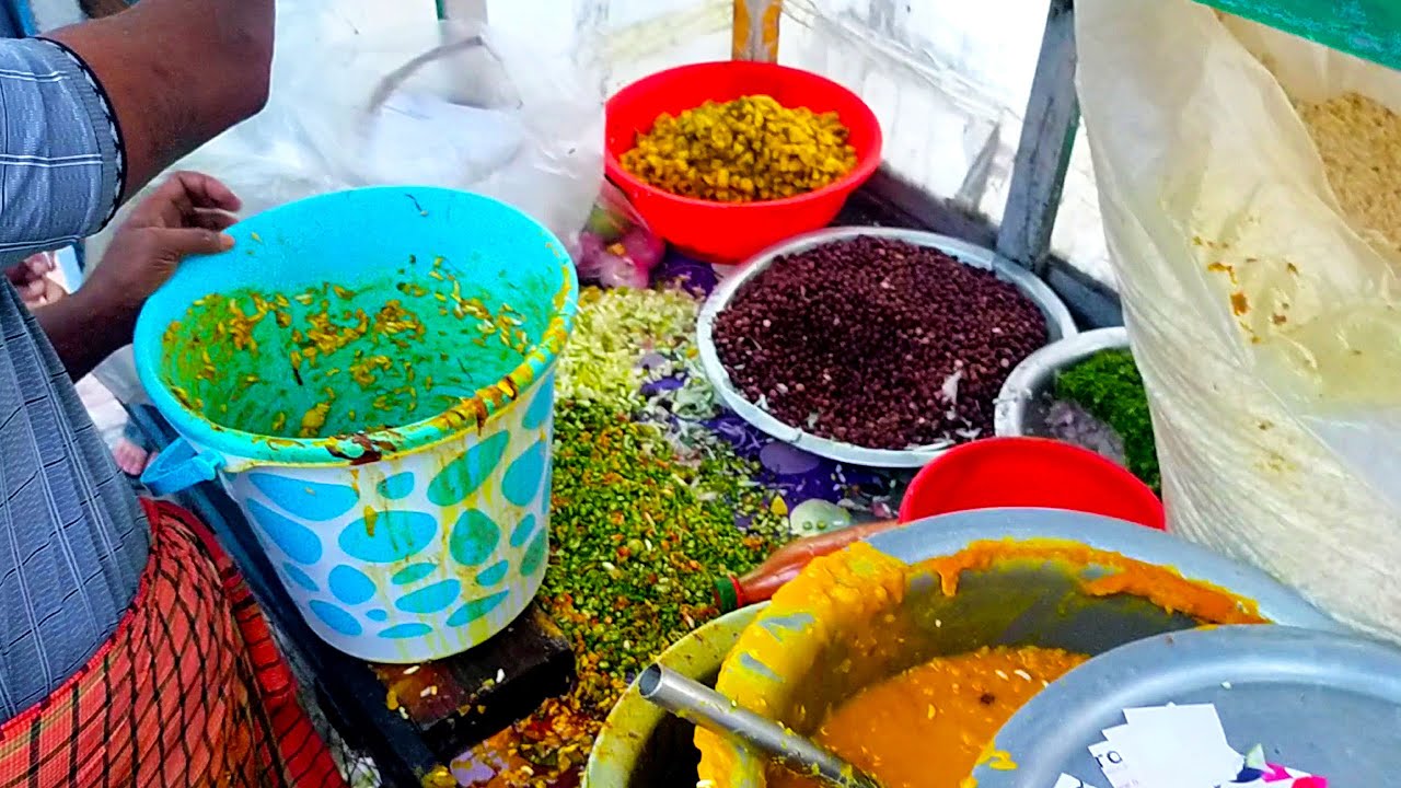 10/- Spicy Giant Jhal Muri Maker | Bangladeshi Street Food