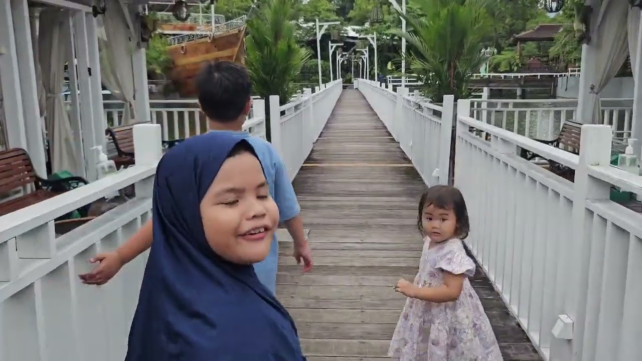 RAR Makan Siang di The Heaven Floating Resto Jogja