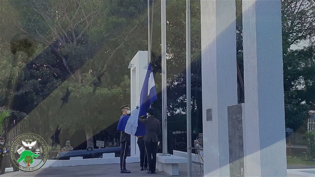 Incineración de la Bandera Nacional de Honduras (IAM)