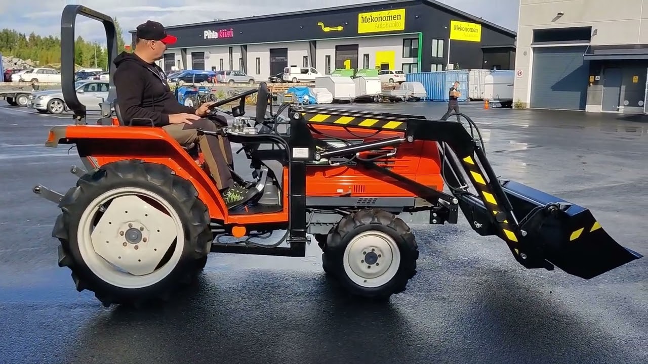 Hinomoto NX200 (sama kuin Kubota GL200), 20 hv, uusi TRX TUR3/M-etukuormain (EURO-sov.)