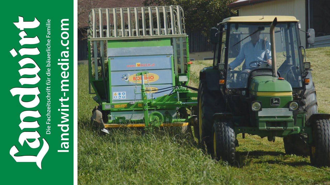 Eingrasen mit dem Bonino Mähladewagen | landwirt-media.com