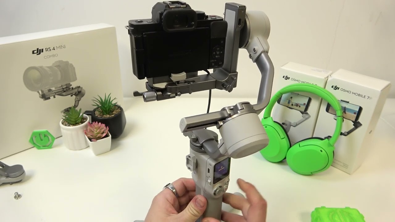 DJI RS 4 Mini - How to Enable or Disable Autotune | Optimize Performance?