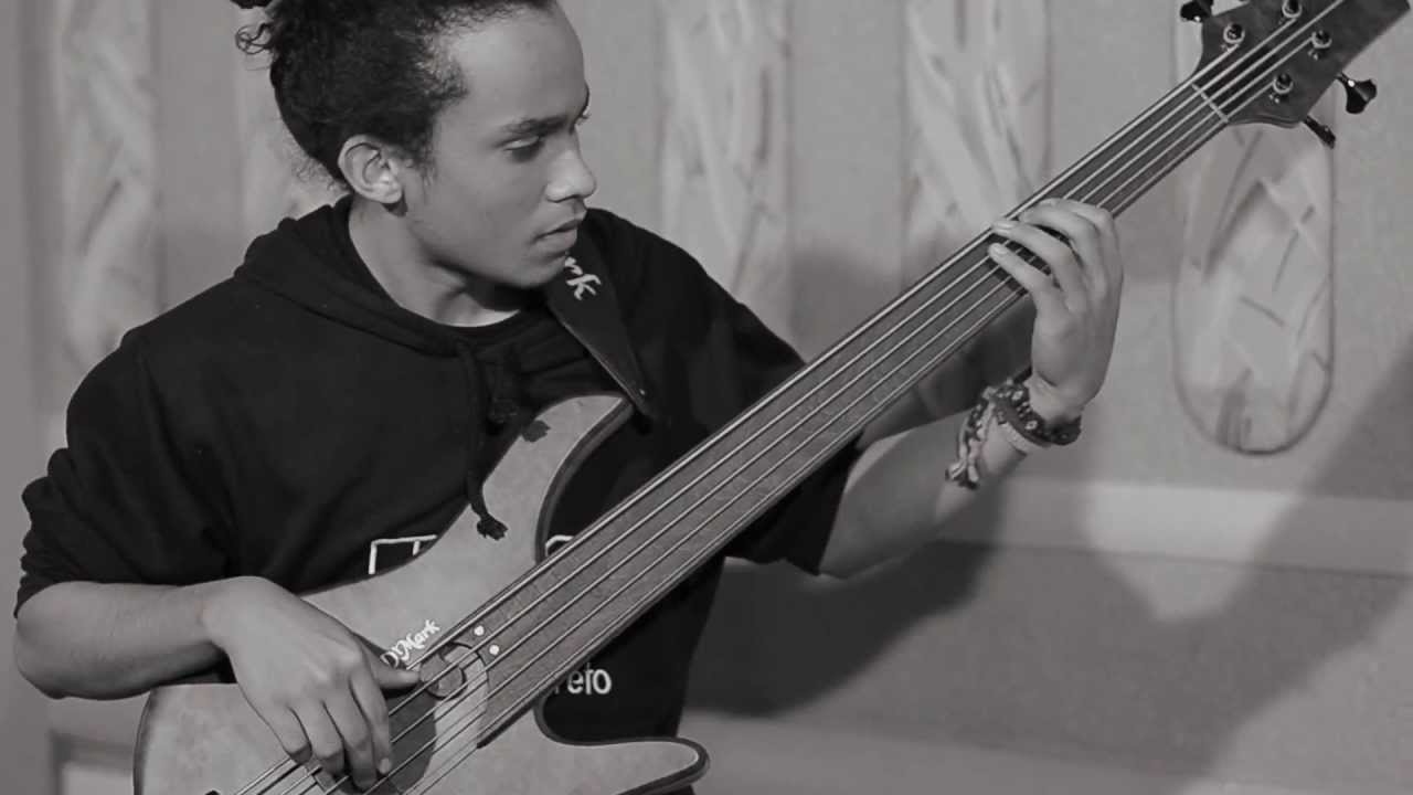 Pipoquinha - Novo D'Mark 5 Cordas Fretless