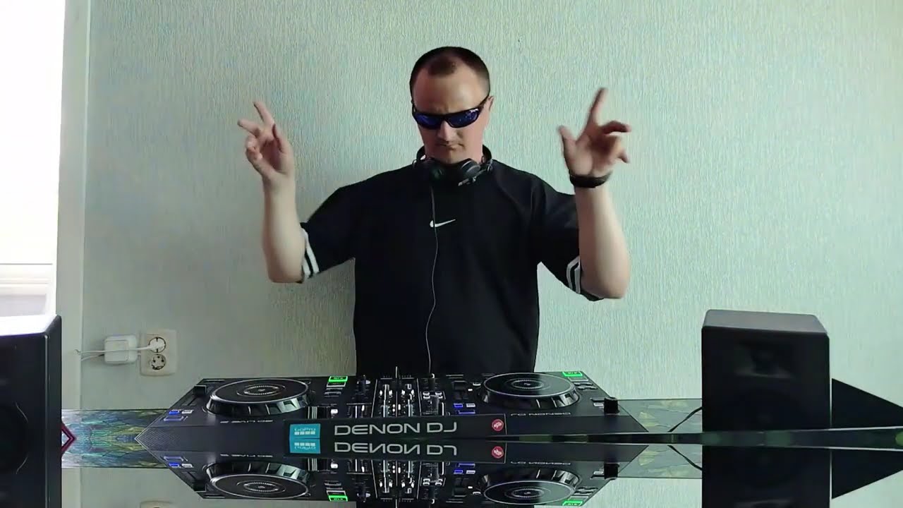 live mix \Ivan_Pochepin\electronika\like a drug