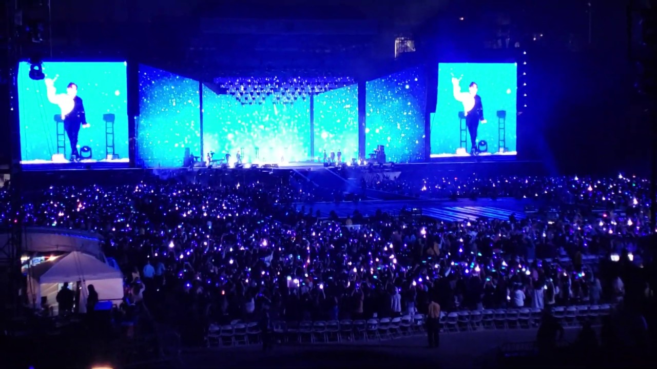 BTS Speak Yourself Tour Day 1 at Rosebowl(SERENDIPITY)