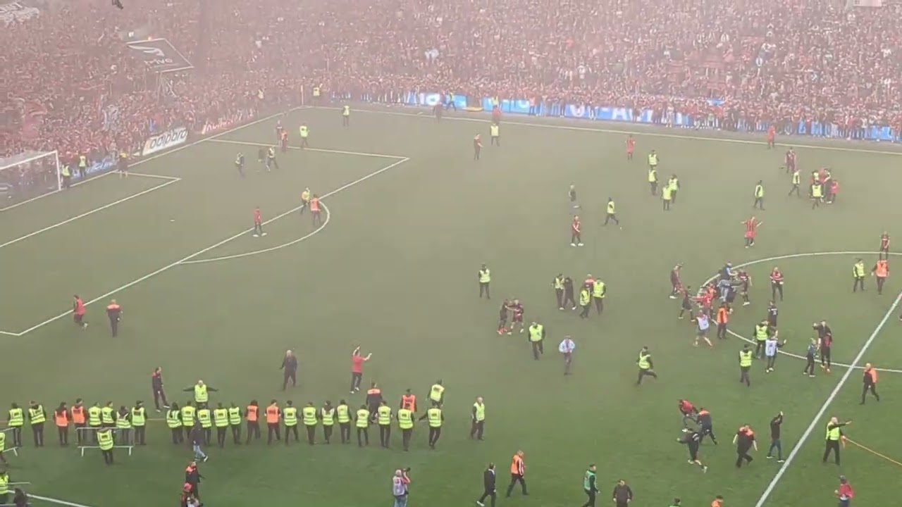 LEVERKUSEN IST DEUTSCHER MEISTER! Das 5:0, der PLATZSTURM & die letzten Minuten