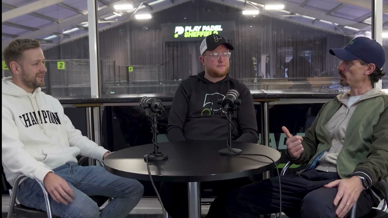 Episode 25: Alex Fleming; On how to serve, smash and succeed with Play Padel!