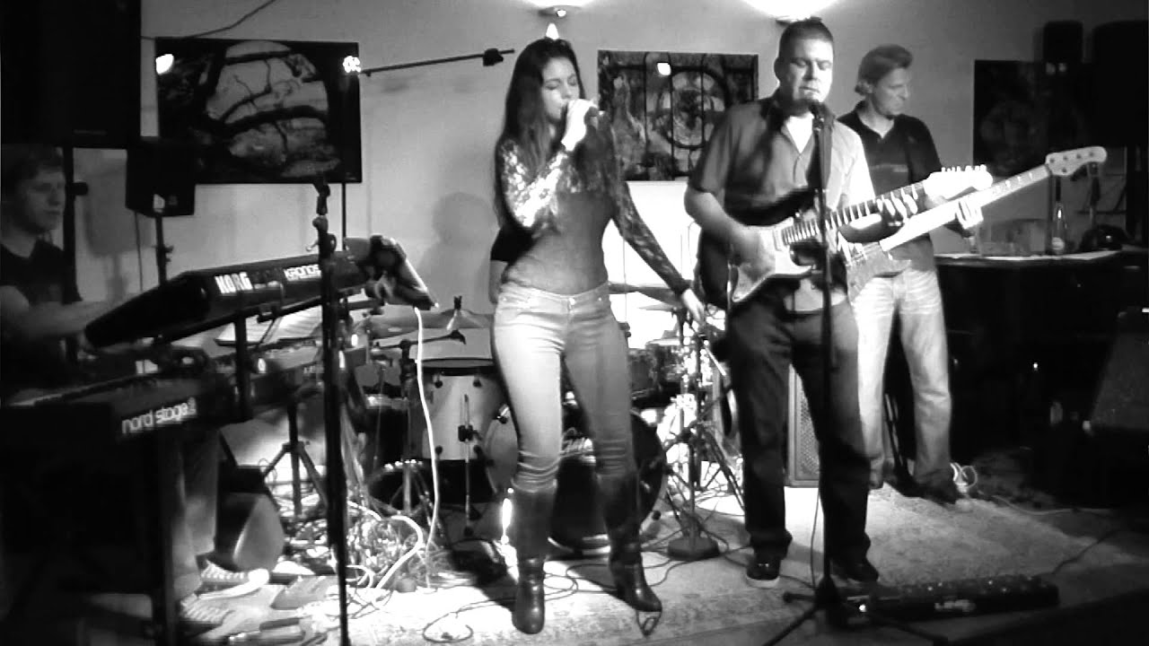SoulVirus - Dream Come True (Brand New Heavies cover)
