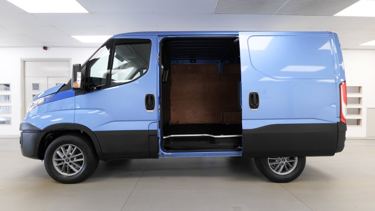 Iveco Daily 35S14 2.3 D Power Edition 136 BHP SWB Blue Automatic 5dr Light Blue - BJ19 ZRU - VanStar