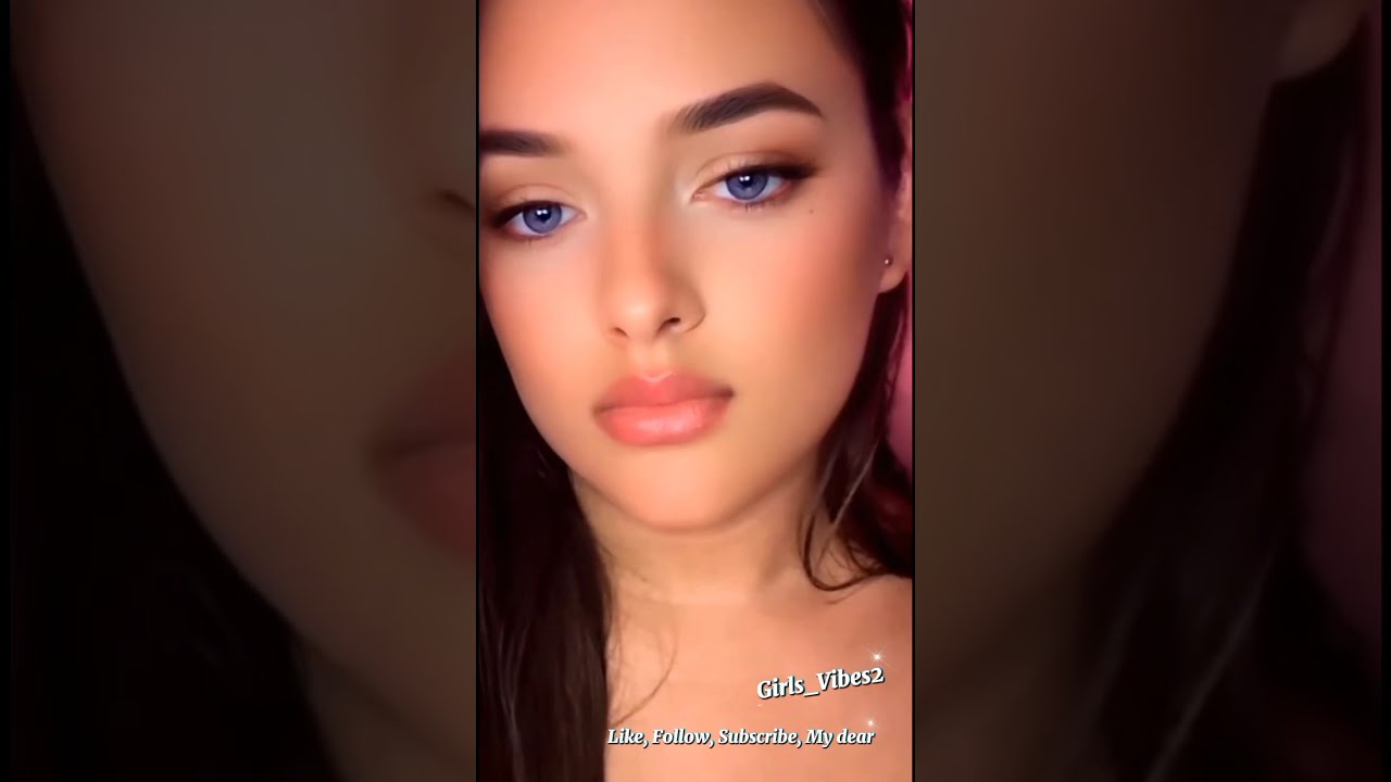 Periscope Routines Relaxing Girls Vibes 2 - This Girl Is Too Attractive to Handle 😳