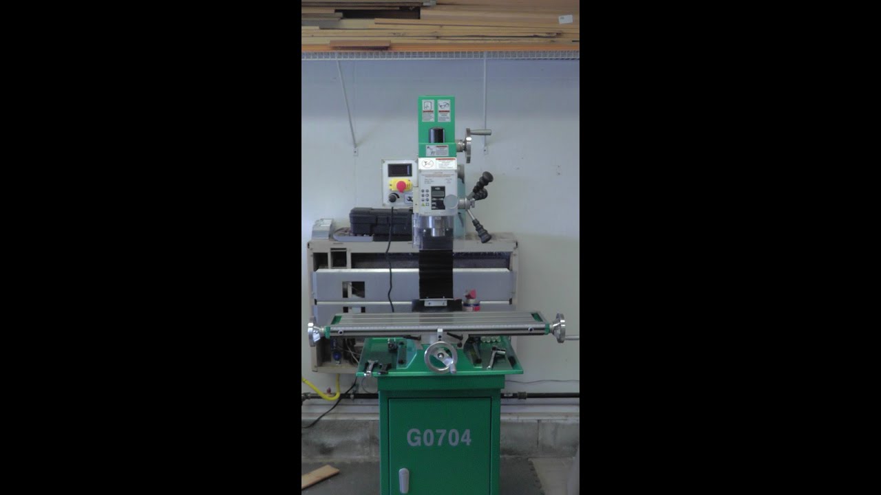 Grizzly G0704 Milling Machine Unboxing