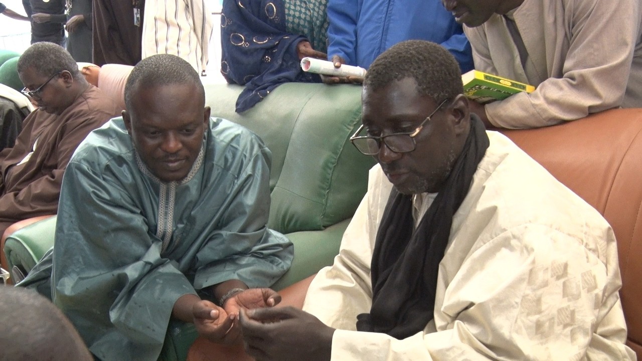 Délégation PASTEEF Touba Chez le Khalife de Serigne Mbacké daba Sarr