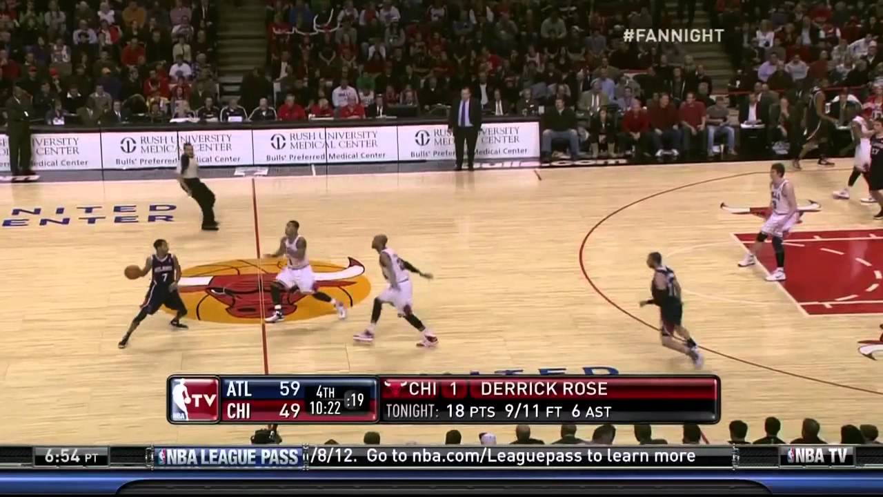 Why Derrick Rose is the MVP and Carlos Boozer Is Not