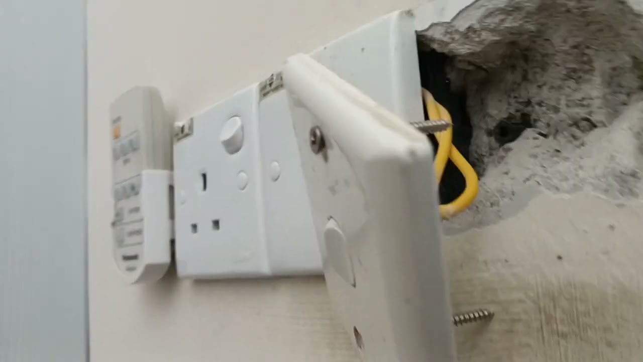 Troubleshooting Masalah Suis Lampu Rumah berbunyi dan lampu berkelip-kelip