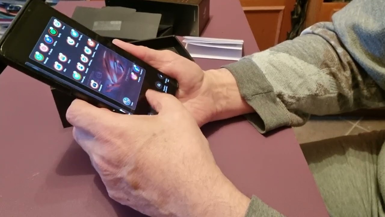 Asus Rog phone 6 otpakiravanje i problemi.