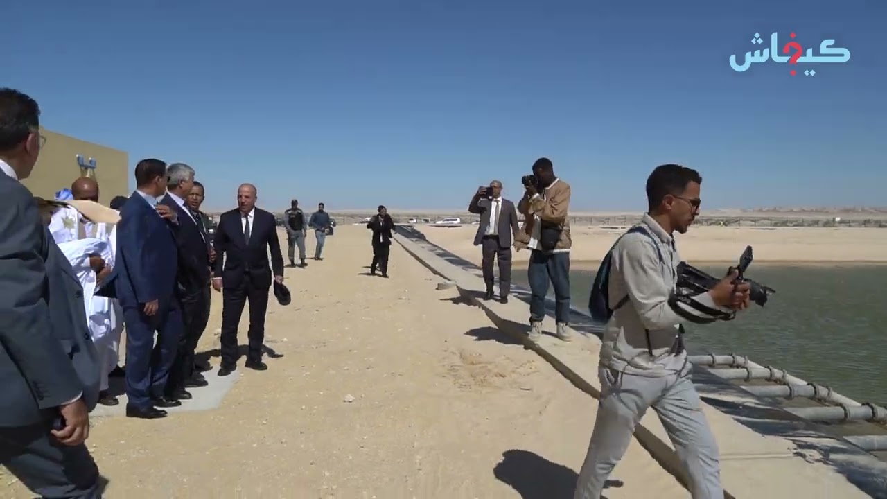 إقليم بوجدور.. وزير الفلاحة يدشن مدار سقوي