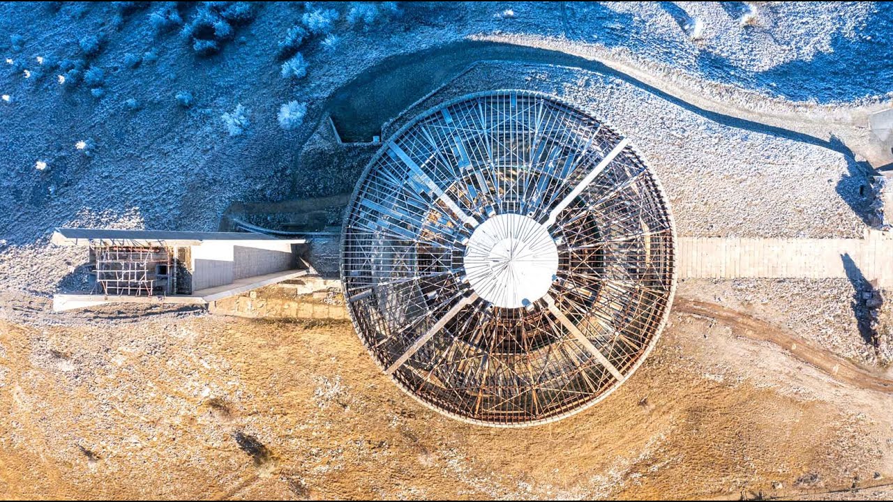 Пътеки към Бузлуджа / Paths into Buzludzha