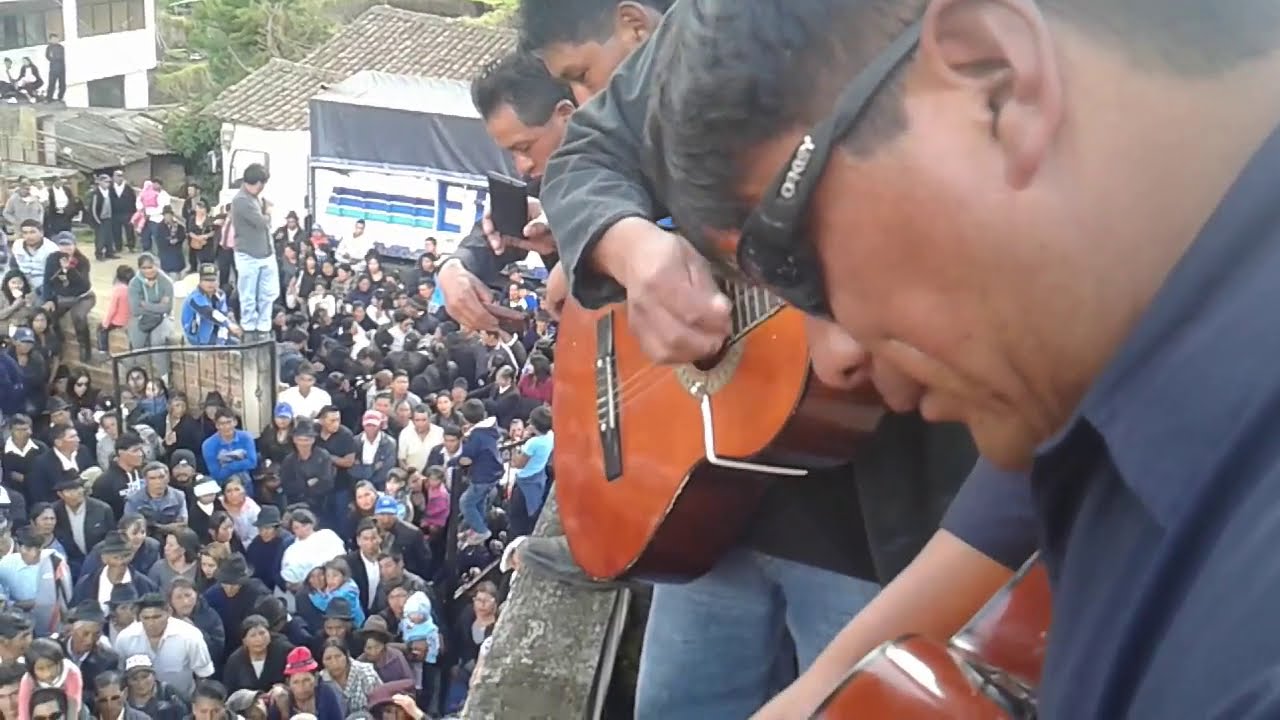 Por las Praderas Me Resbale- Sentimientos del Valle Con Lauro Anibal