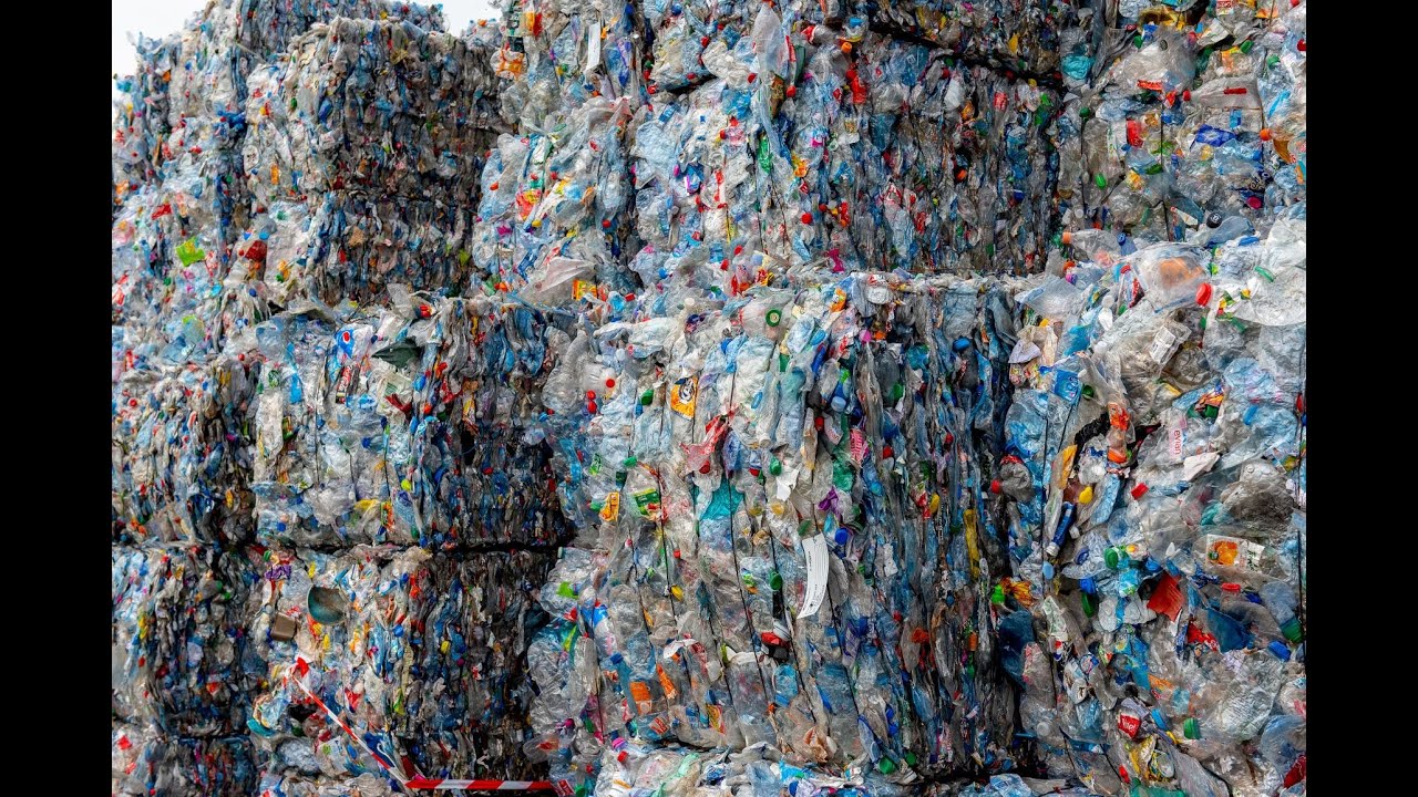 Recyclage bouteilles plastique à INFINEO 1/4: Stockage