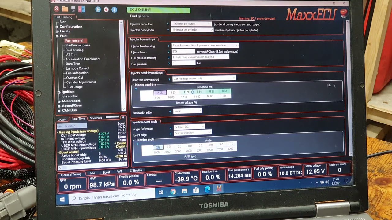 Tietokoneen näppäilyä maxxecu ohjainlaitteen kanssa🤔