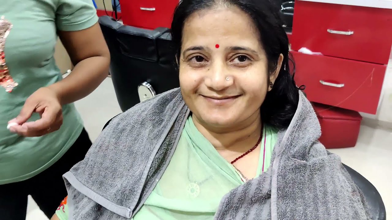 Mamma Ko Diya Surprise 🤪❤ visit A+ salon& Academy at Ahmedabad