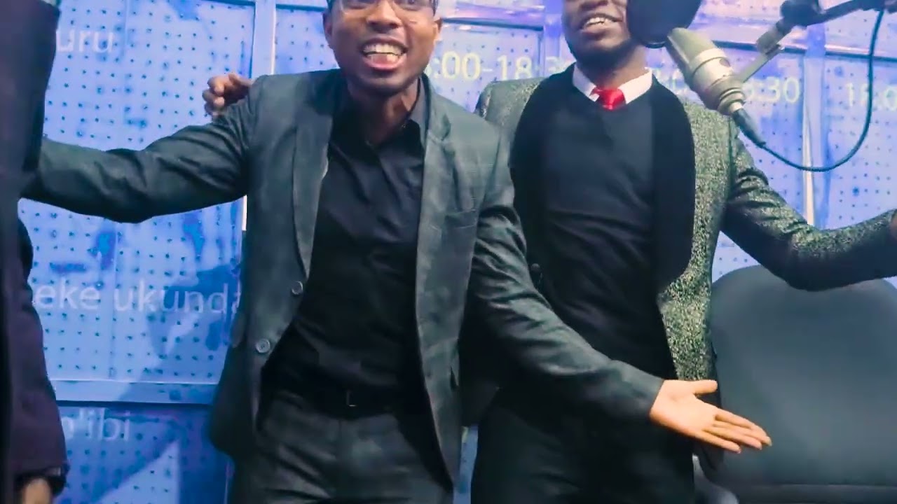 Dore guhogoza / Sauti ya Mwisho EMLR Nyabinaga mu gitaramo Live RADIO, byari amateka