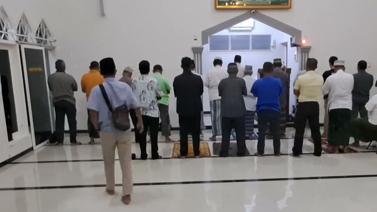 @Magriban di Masjid rest area 24 jam terbuka untuk jamaah masjid haji  kab Pati JL RAYA Pati-kds km4