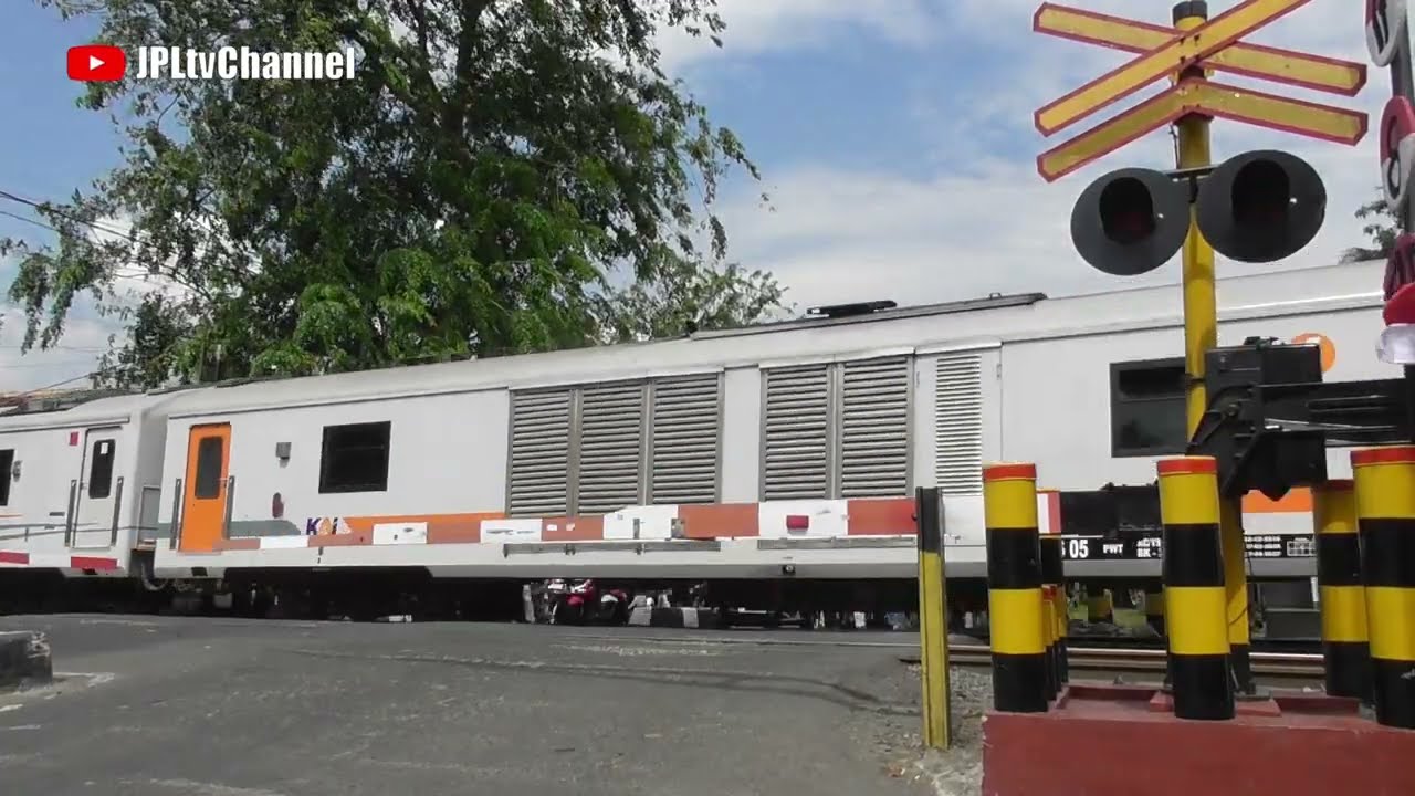 Railroad Crossings JPL 205 Cirebon Prujakan