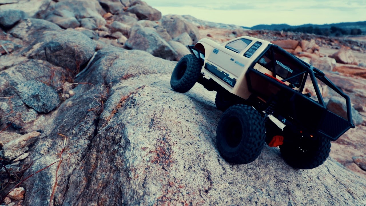 Axial SCX10-2 Trail Honcho RTR AX90059 - First Drive - Pre-Budget Build!