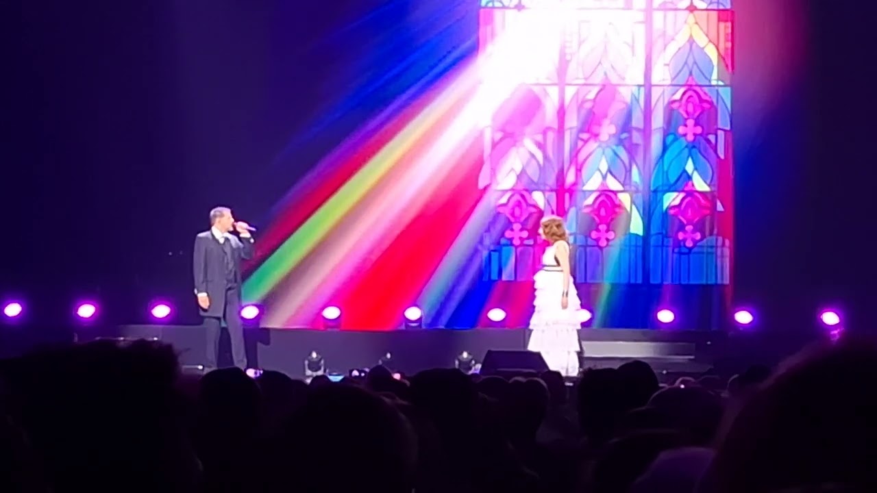 Turn Around - René en Willemijn - Best of Musicals