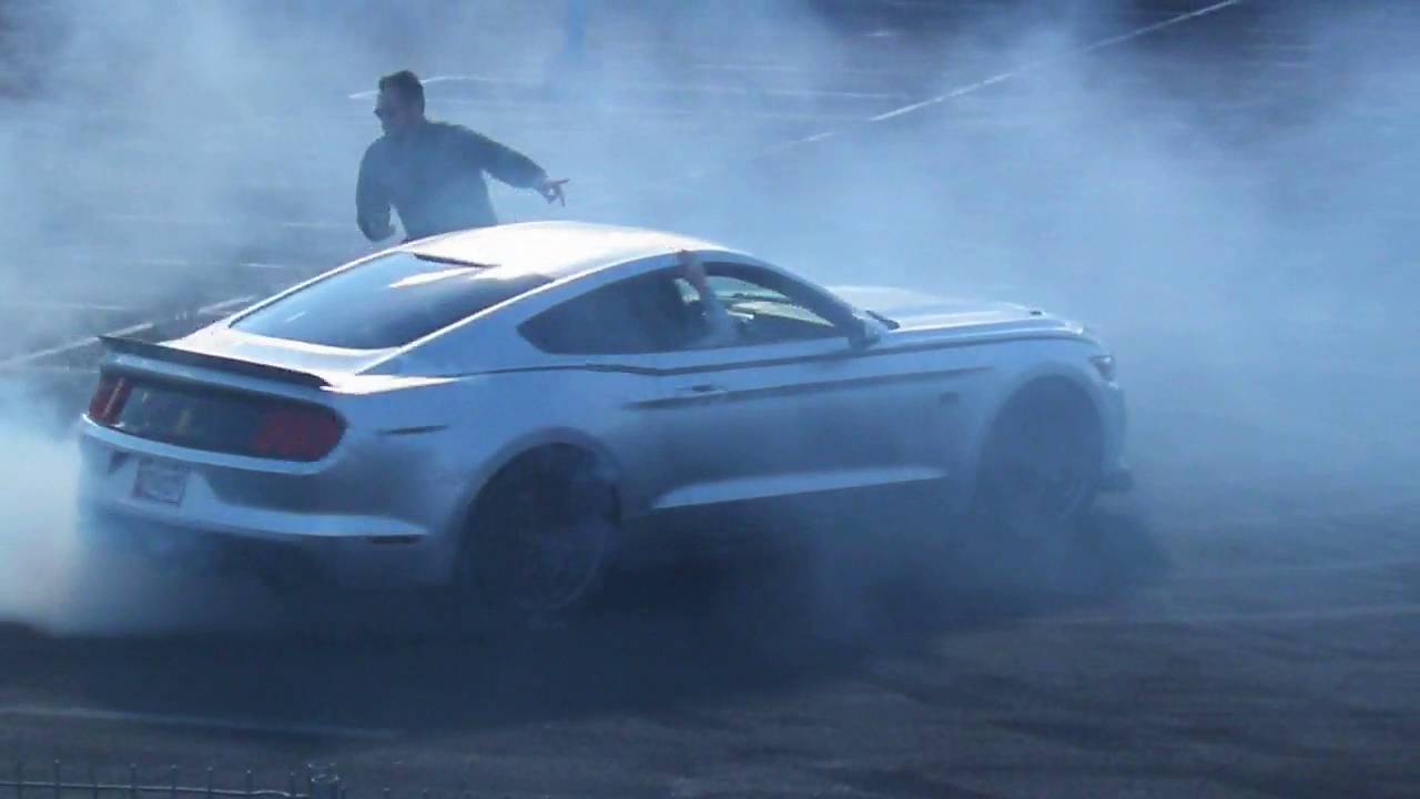 RTR Mustang killing evil tires for the good of mankind