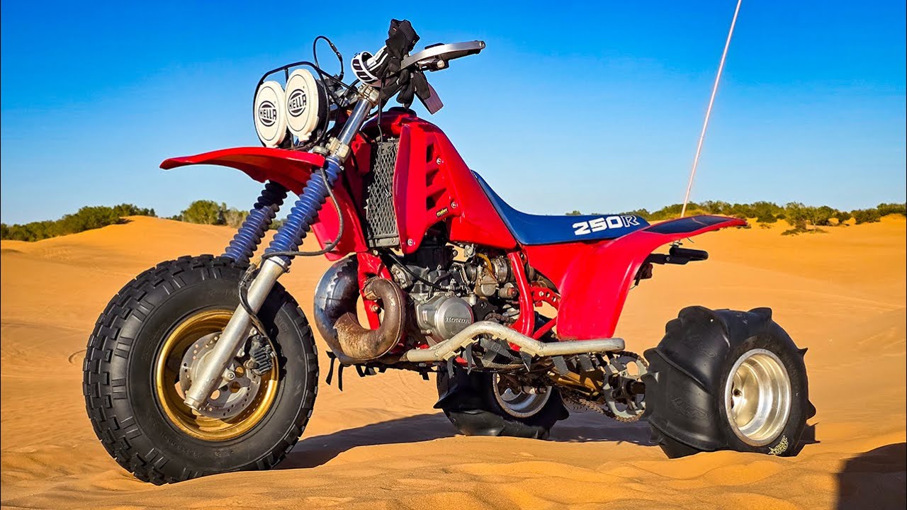 Riding an ATC 250R trike with the Insta360 at Little Sahara