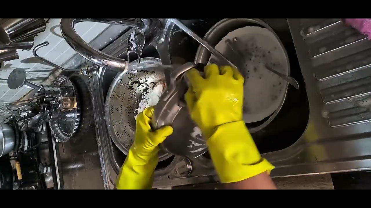 #asmr #dishwashingasmr #cleaningasmr #spongeasmr #satisfying #cleankitchen #notalking