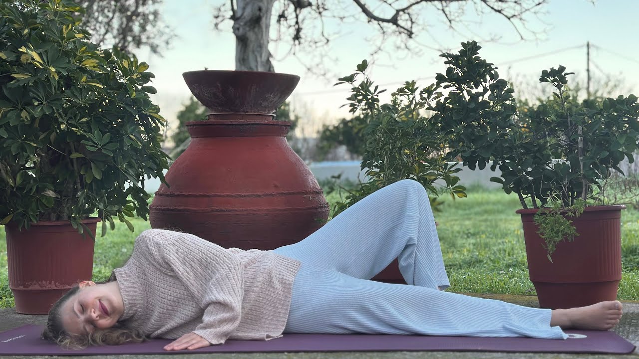 20 Min Gentle Hatha Yoga I Reset & Refresh - Simple Holds, Beginner Friendly