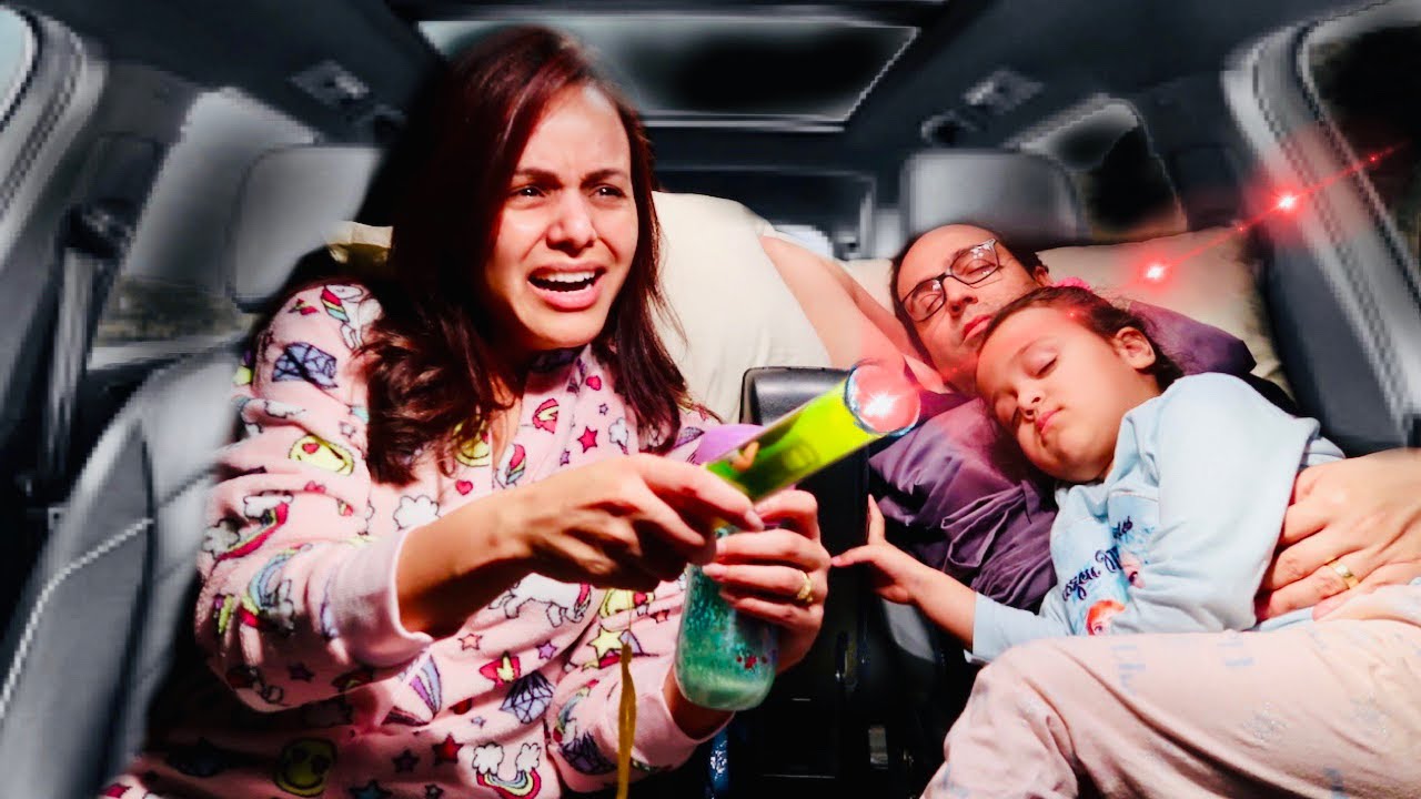 TENTAMOS PASSAR A NOITE NO CARRO: BRINCADEIRA DIVERTIDA EM FAM&Iacute;LIA  | R&Ecirc; ANDRADE Daily Vlog Familia
