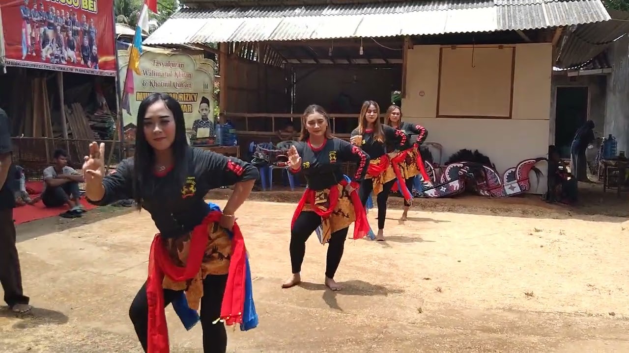 Sri Kandi Turonggo Bei - di Desa Bedono karangduwur, Kemiri, Purworejo.
