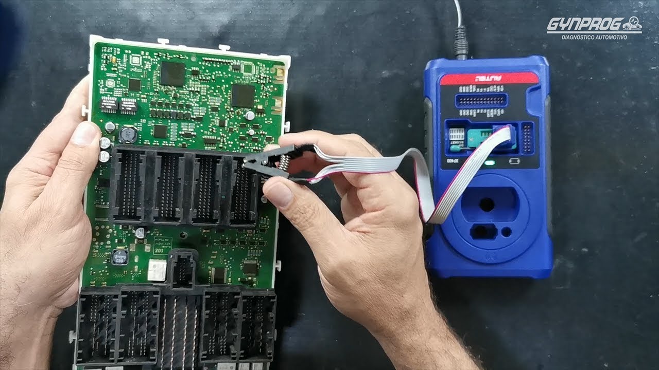 CONFECÇÃO DE CHAVE BMW SERIE F 2013 (FEM) - AUTEL IM608