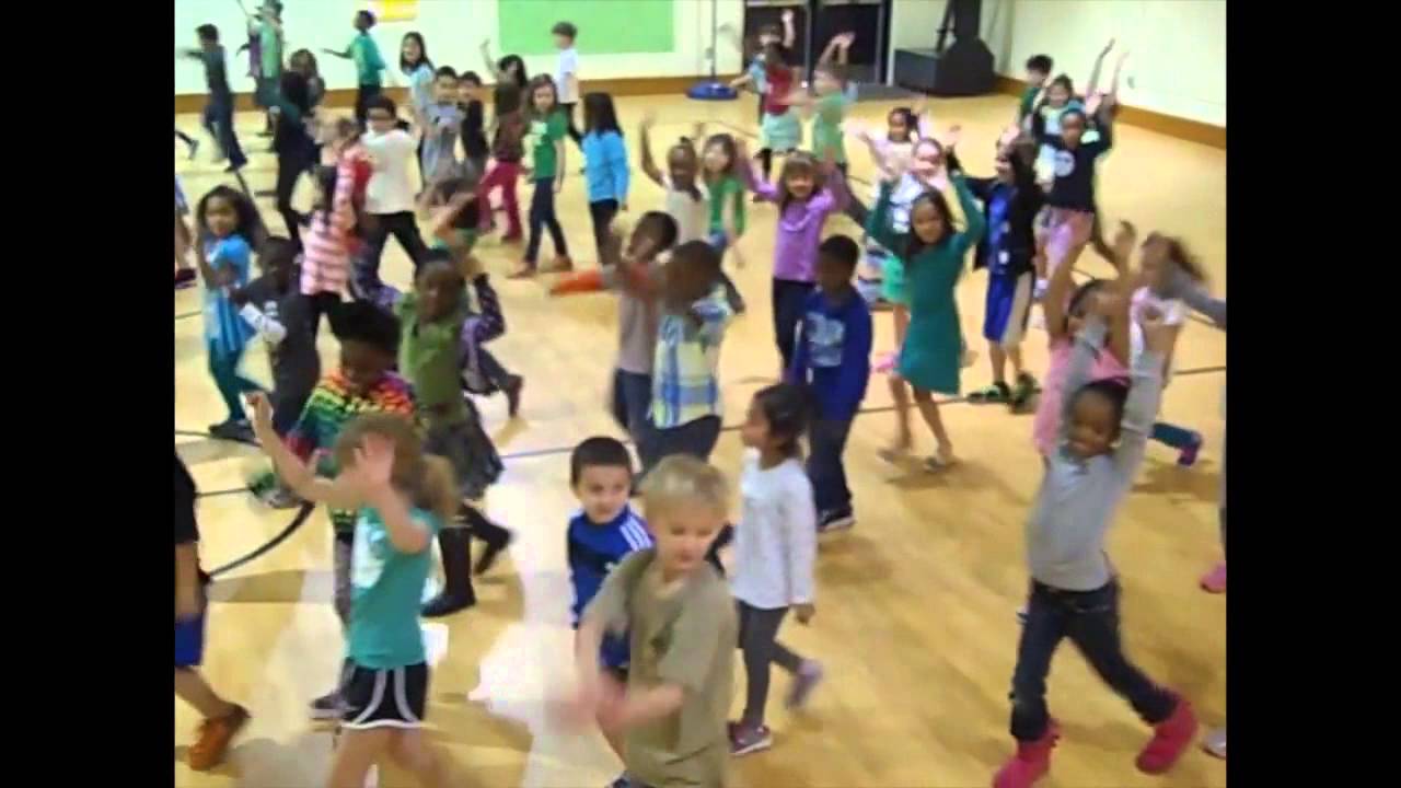 River Eves Uptown Funk HD