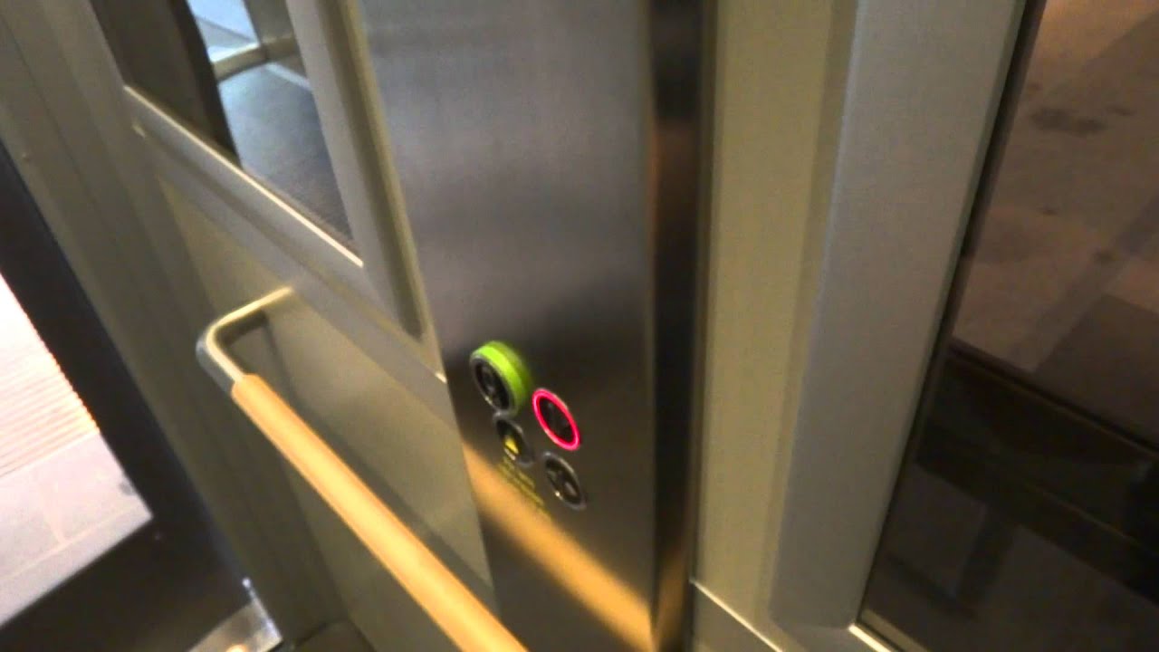 Motala Hissar Screw Drived elevator @ MOOD Mall, Stockholm, Sweden.
