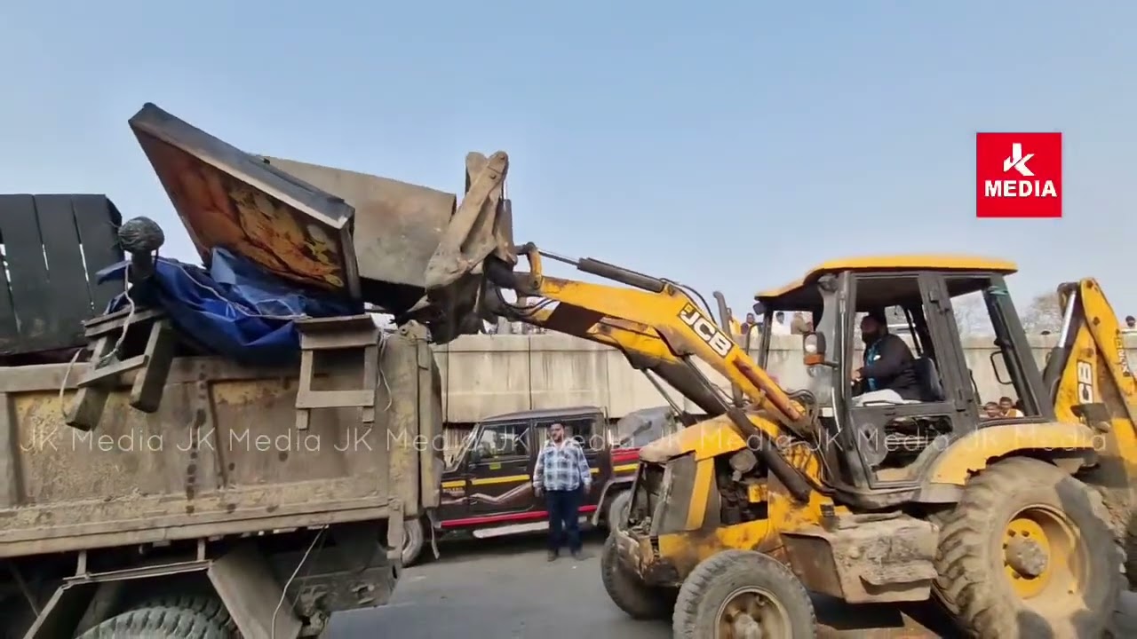 हटली मोड़ में प्रशासन की बड़ी कार्रव|ई, सड़कों को कराया गया अतिक्र•मण Mùkt..