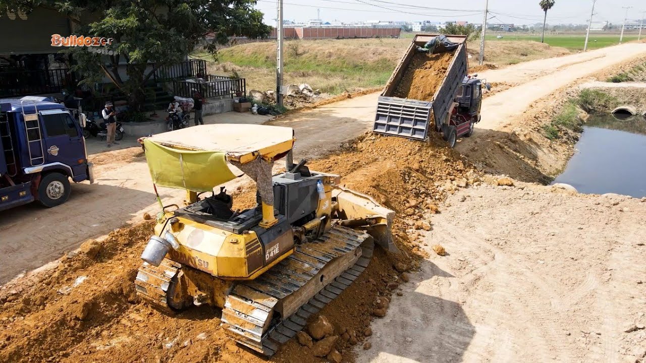 Great Video Heavy Bulldozer Pushing Stone mix soil Making foundation New Road/dump truck 5t dumping.