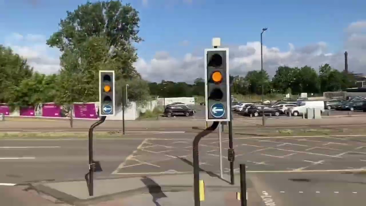 Full Route Visual | Flightline Route 703: Heathrow T5 to Bracknell | 756 (YX64VRR)