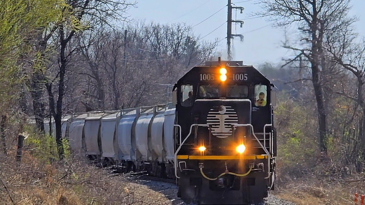 Canadian National Railway's L546 north @ Belleville, IL on St. Louis Sub 3/14/26