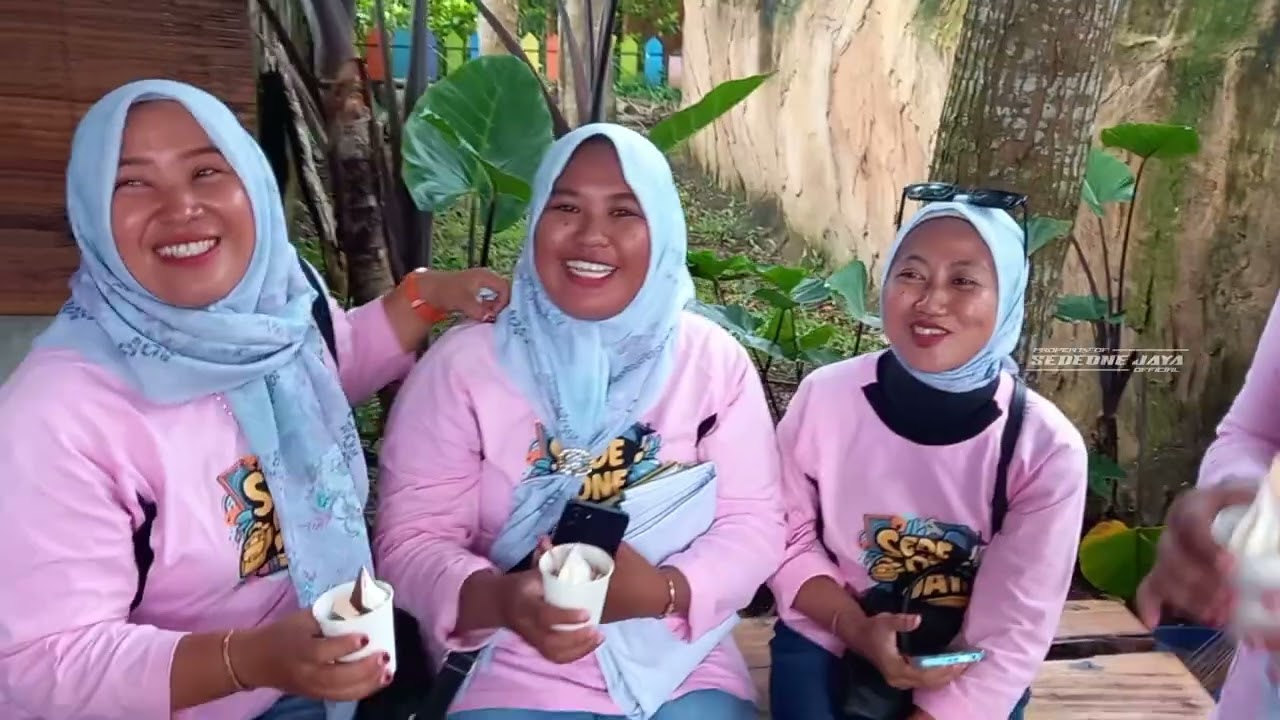 Keseruan Eduwisata Kelas 6 di Jember Mini Zoo