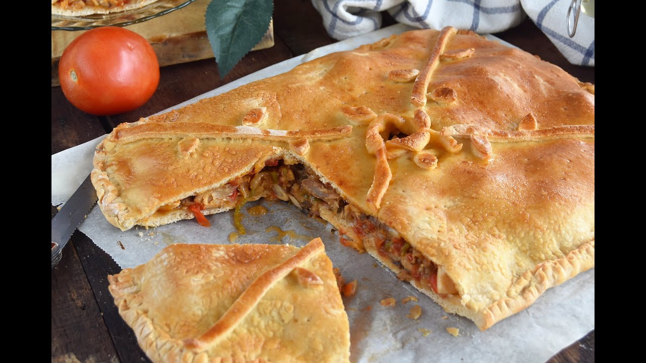 Empanada casera de caballas o sardinas