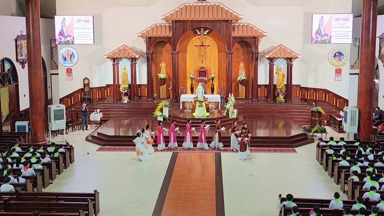 Các Đoàn Dâng hoa GX Tân Lập Hạt Thủ Thiêm  Dâng Hoa Kết Thúc Tháng Hoa kính Đức Mẹ (2024)