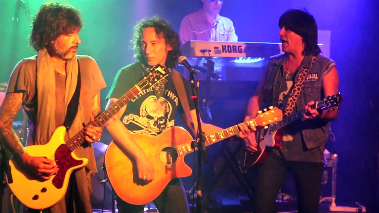 Los Guarros - Bajo tu piel