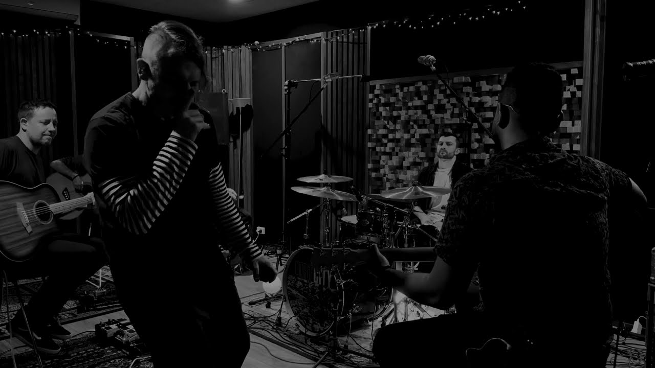 DIRT CITY - "Clickhole" Live & Acoustic