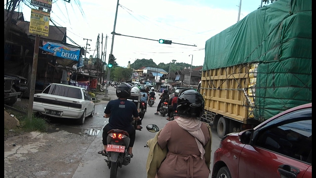 Setiap Hari Kendaraan Lalu Lalang, Usaha Bermunculan, Perkembangan Terbaru Jalan Suryanata Samarinda