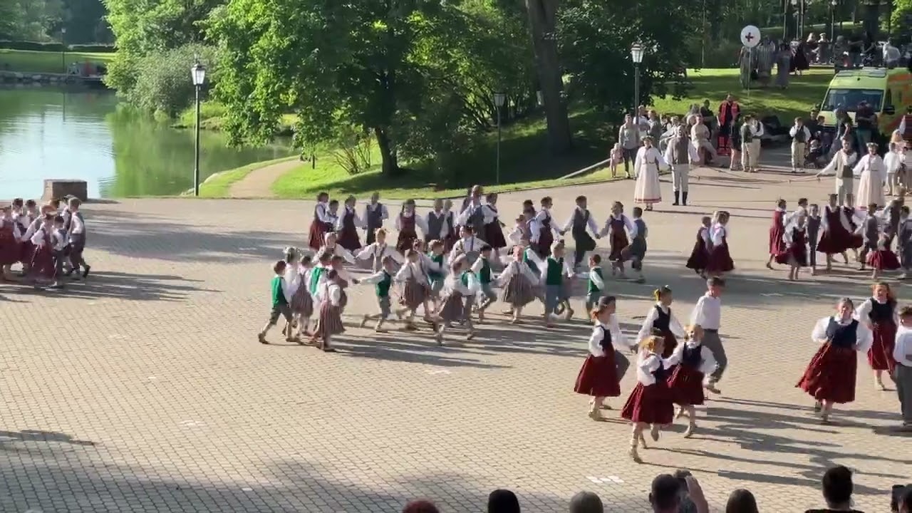 Kur tad tu nu biji? Cēsu pils parks